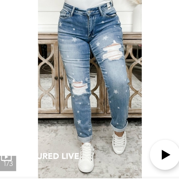 Judy Blue Mid Rise Boyfriend Fit Star Crossed Jeans 88553 - Picture 3 of 8